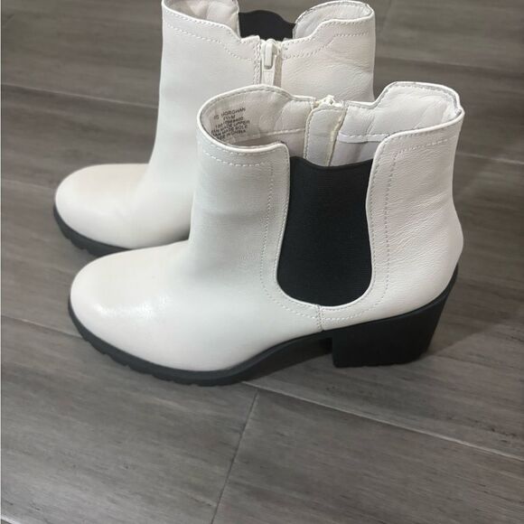 Sun + Stone Morghan White Chunky Heel Ankle Boots Women’s Size 9.5 - Picture 3 of 7